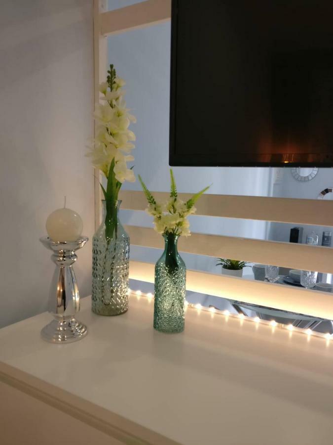 V4 Apartment Horta  Luaran gambar